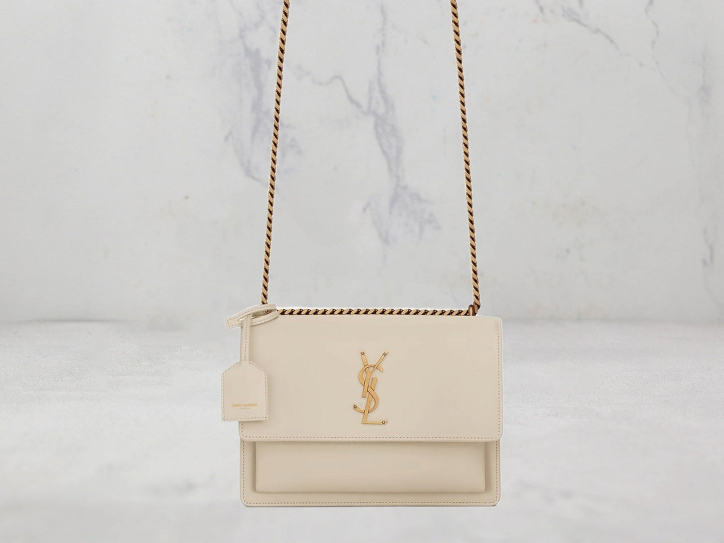SAC Saint Laurent SUNSET MEDIUM CHAIN BAG EN CUIR LISSE - Noir
