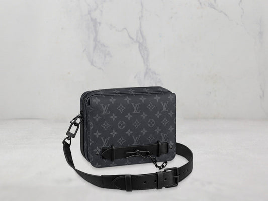 Louis Vuitton &#8211; SAC STEAMER MESSENGER toile Monogram Éclipse