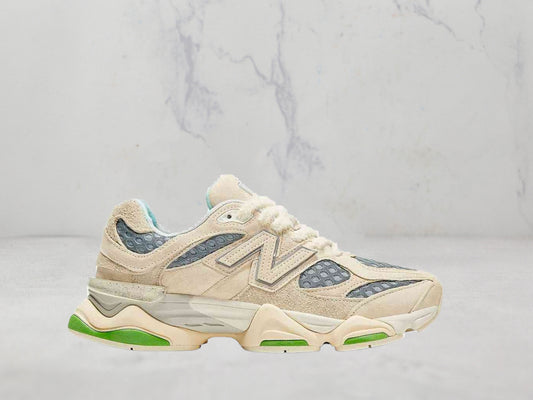 New Balance 9060 - Blanc / Bleu / Rouge