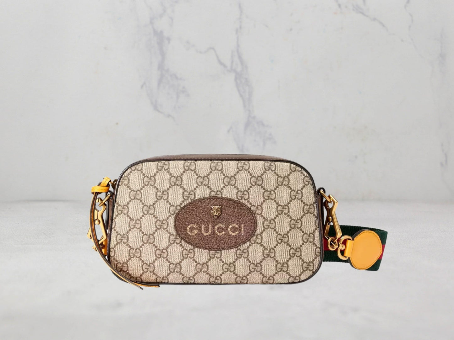Sac Gucci à bandoulière Neo Vintage en toile Suprême GG