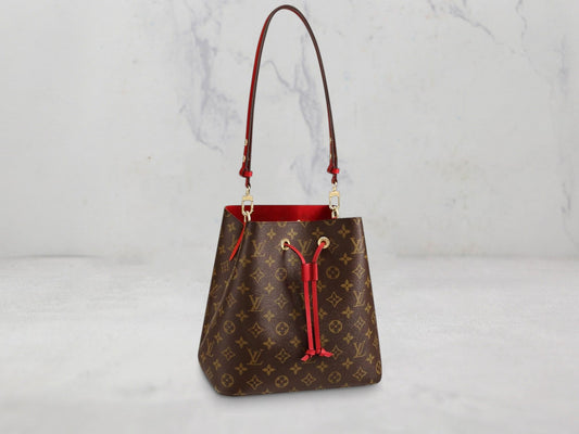 Louis Vuitton &#8211; SAC Néonoé - Bleu marine - Cuir
