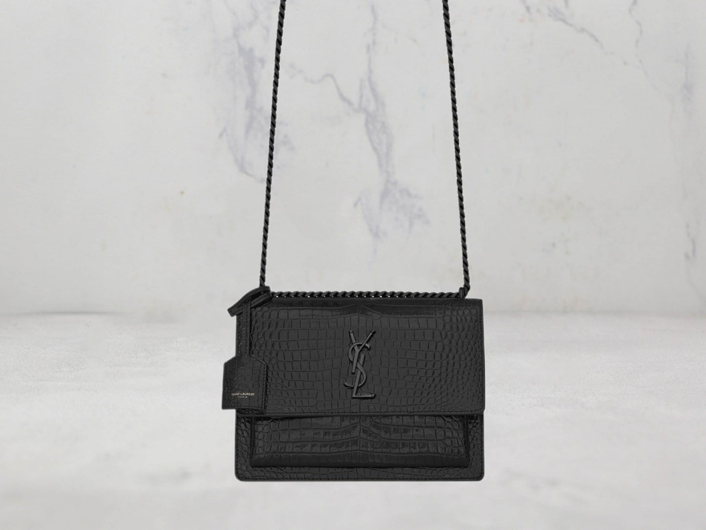 SAC Saint Laurent SUNSET MEDIUM CHAIN BAG EN CUIR BRILLANT EMBOSSÉ CROCODILE Argenté - Noir