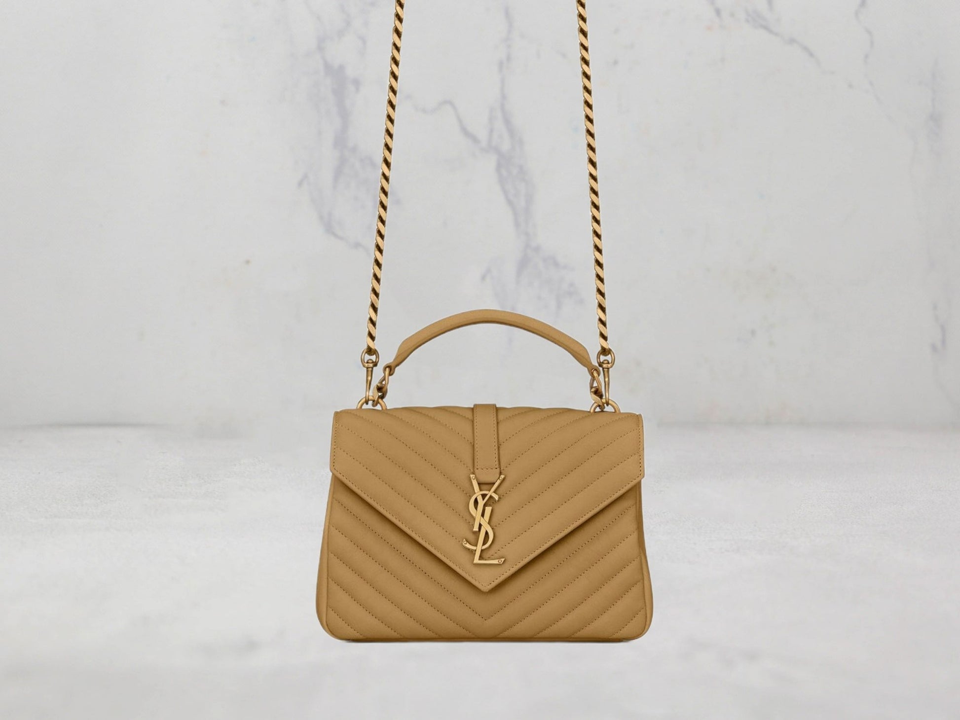 SAC Saint Laurent COLLEGE MEDIUM CHAIN BAG EN CUIR MATELASSÉ - Vert