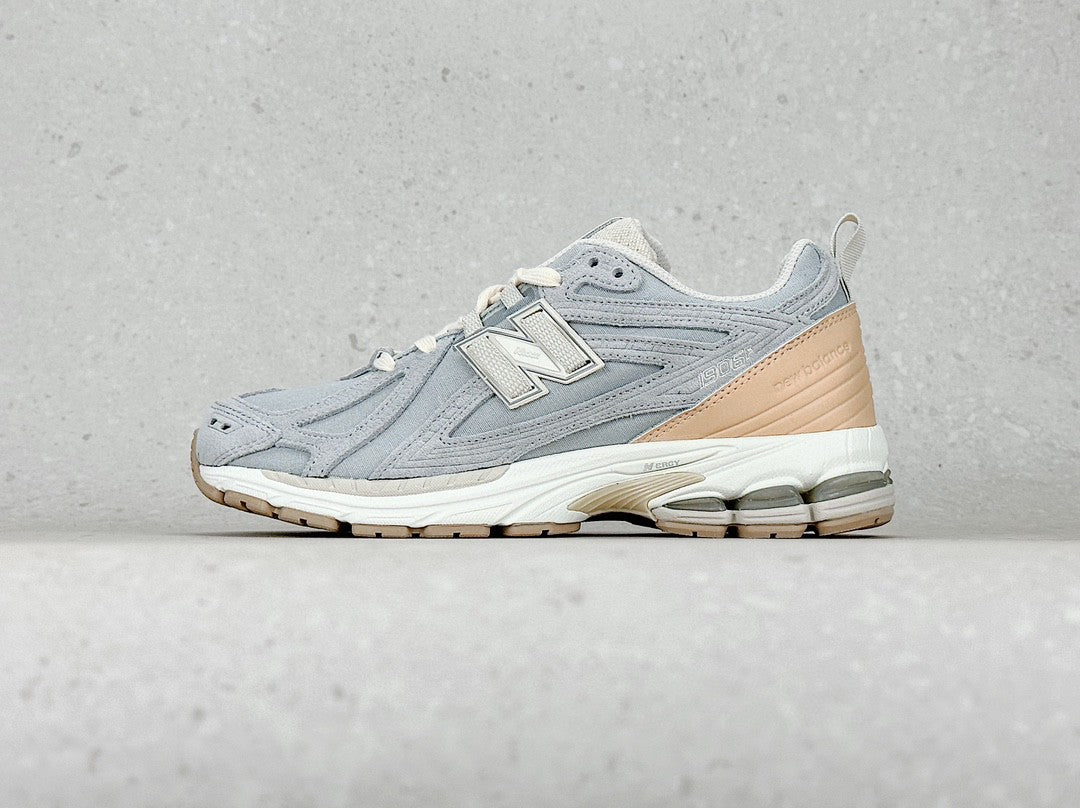 New Balance 1906 - gris / saumon