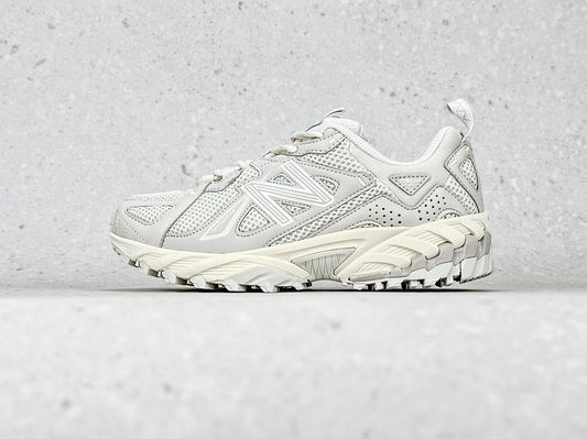 New Balance 610