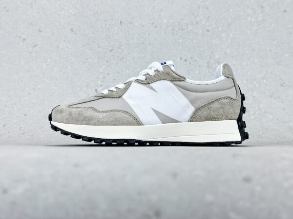 New Balance MS327 - Blanc / Beige