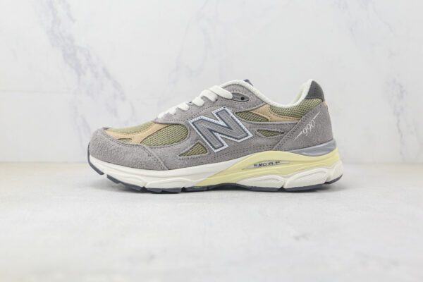 New Balance 990v3 - Blanc / Kaki