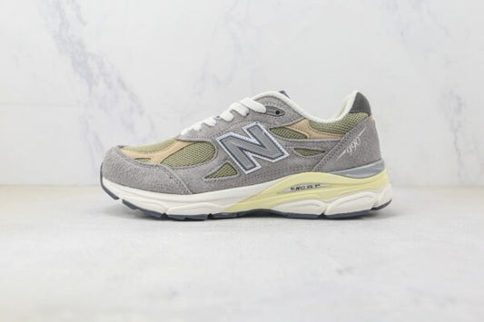 New Balance 990v3 - Blanc / Kaki