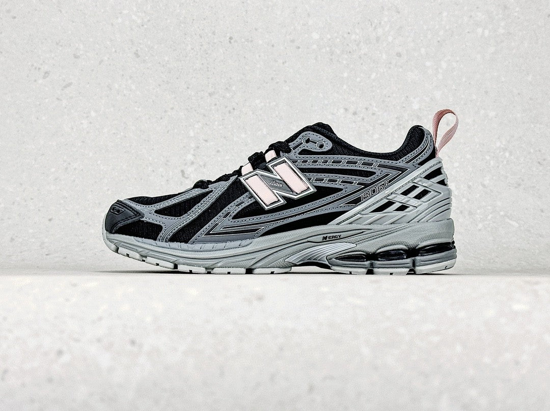 New Balance 1906 - Gris / Noir