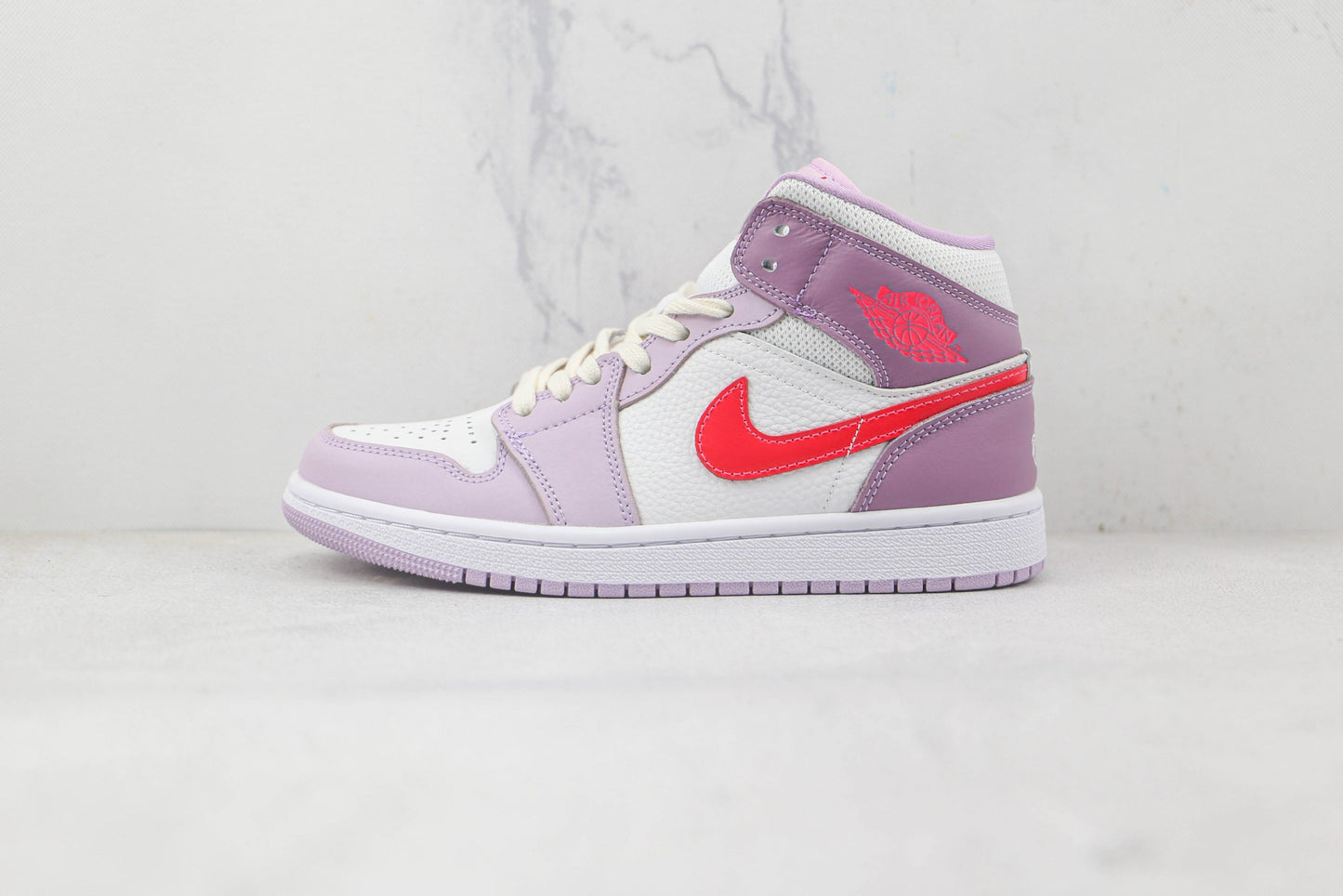 Jordan 1 Mid Valentine&rsquo;s Day - 