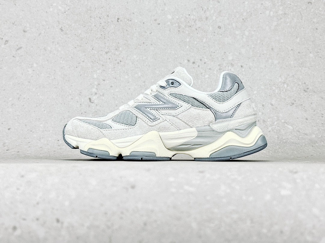 New Balance 9060 - Blanc / Gris