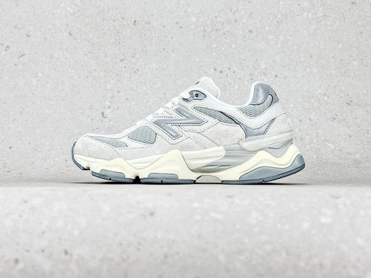 New Balance 9060 - Blanc / Gris